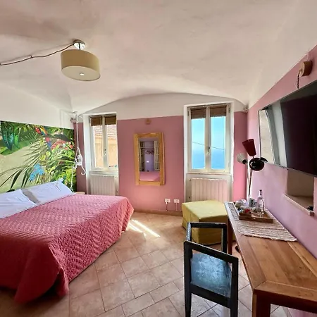 Konukevi Le Stanze Sul Mare 3*